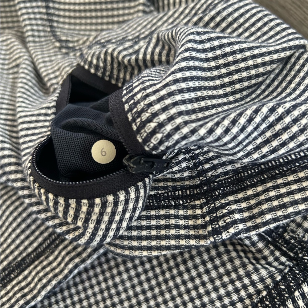 Lululemon Forme Jacket Inkwell - Picture 6 of 8